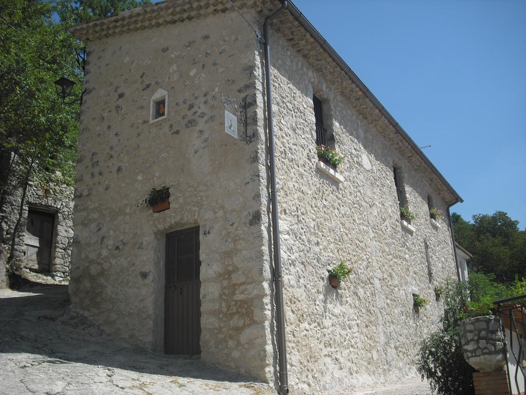La Casa Sul Lago Posta Fibreno Exterior photo