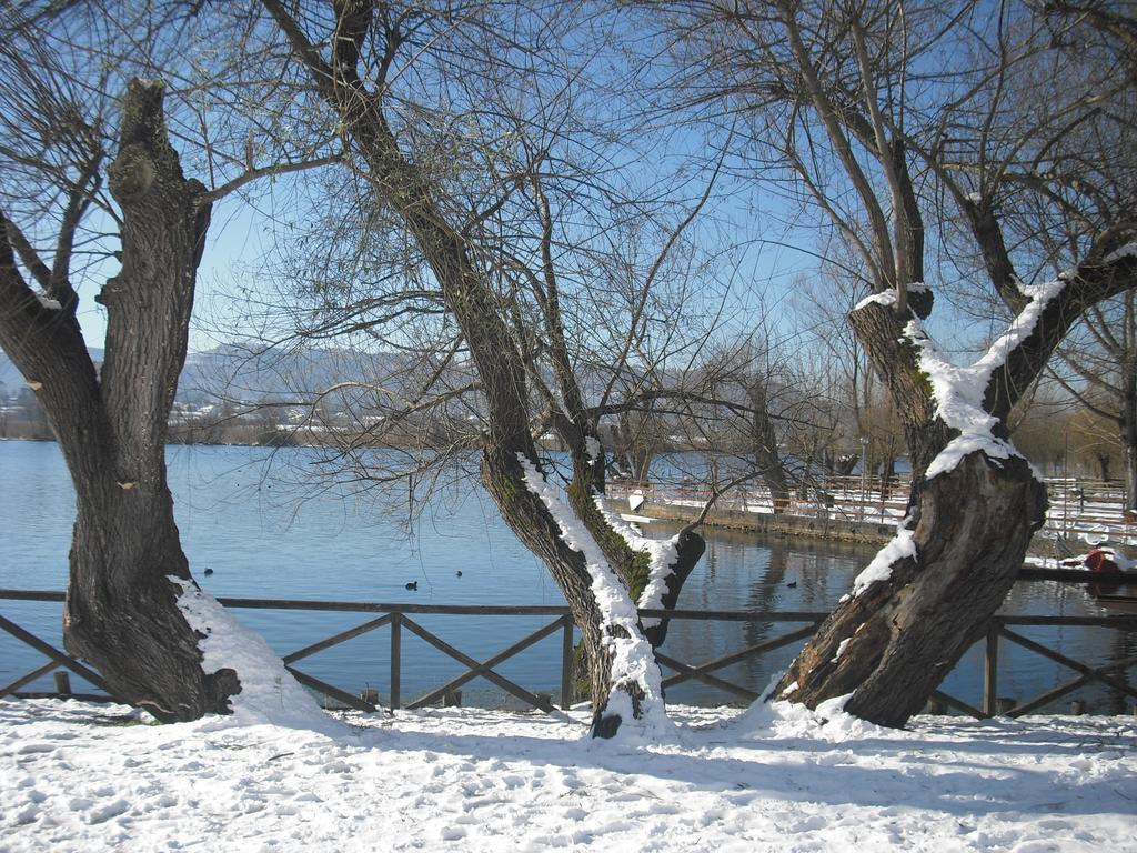 La Casa Sul Lago Posta Fibreno Exterior photo